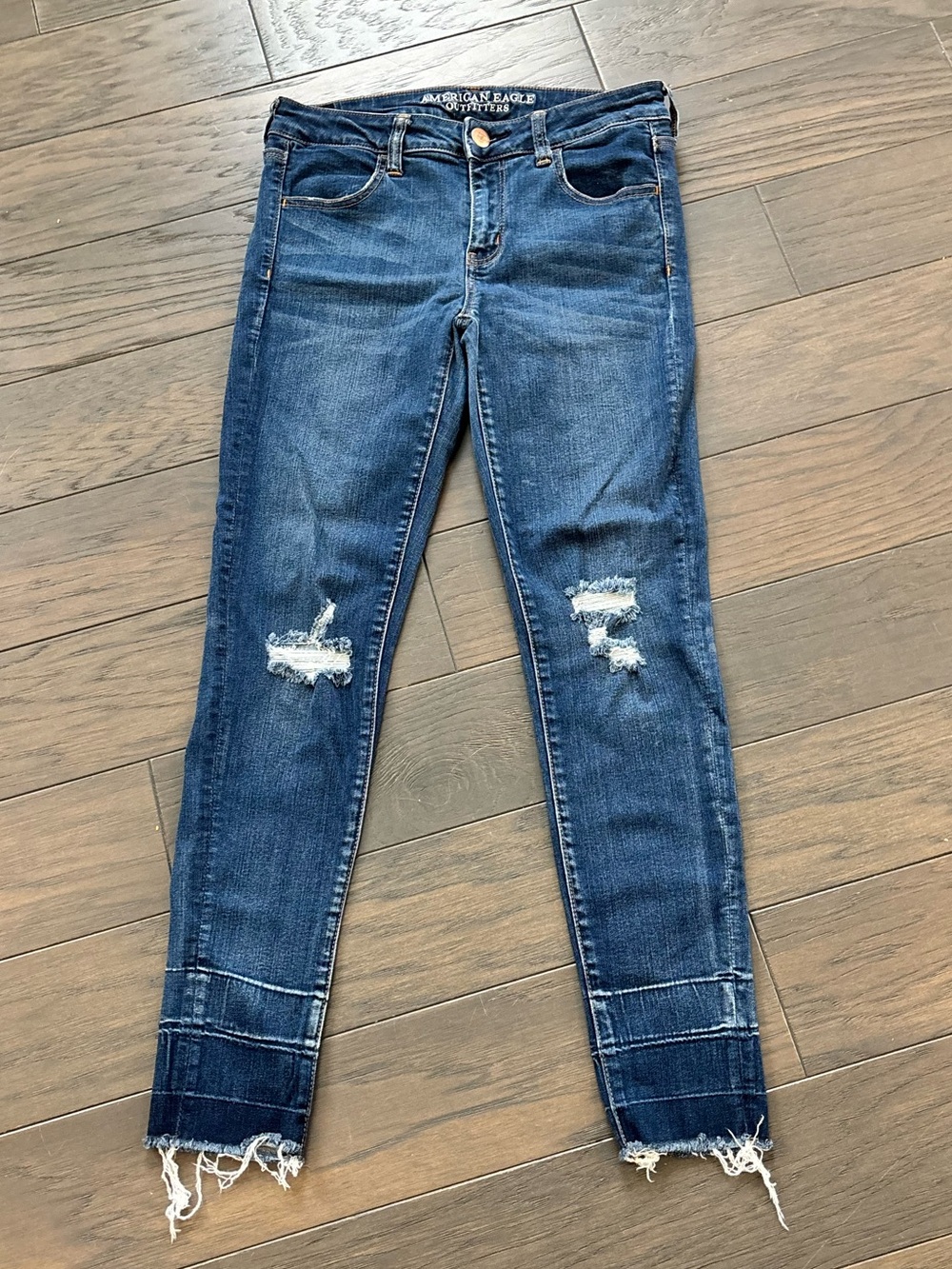 American Eagle Dark Blue Skinny Distressed Jegging Jeans super stretch